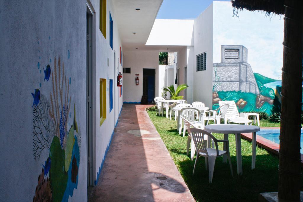 Hostal Vive La Vida Playa del Carmen Esterno foto