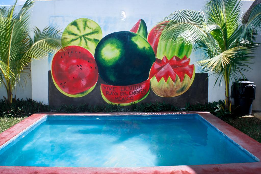 Hostal Vive La Vida Playa del Carmen Esterno foto